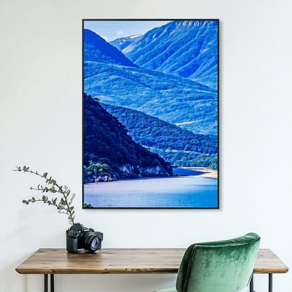 Wall Art using Silicone Edge Graphics (SEG) in Frame