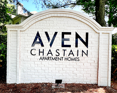 apartment-monument-sign